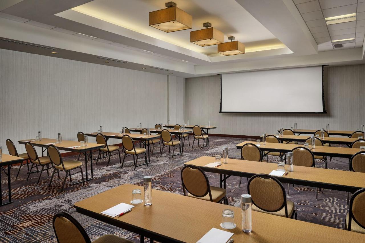 Minneapolis Marriott Northwest Brooklyn Park Bagian luar foto