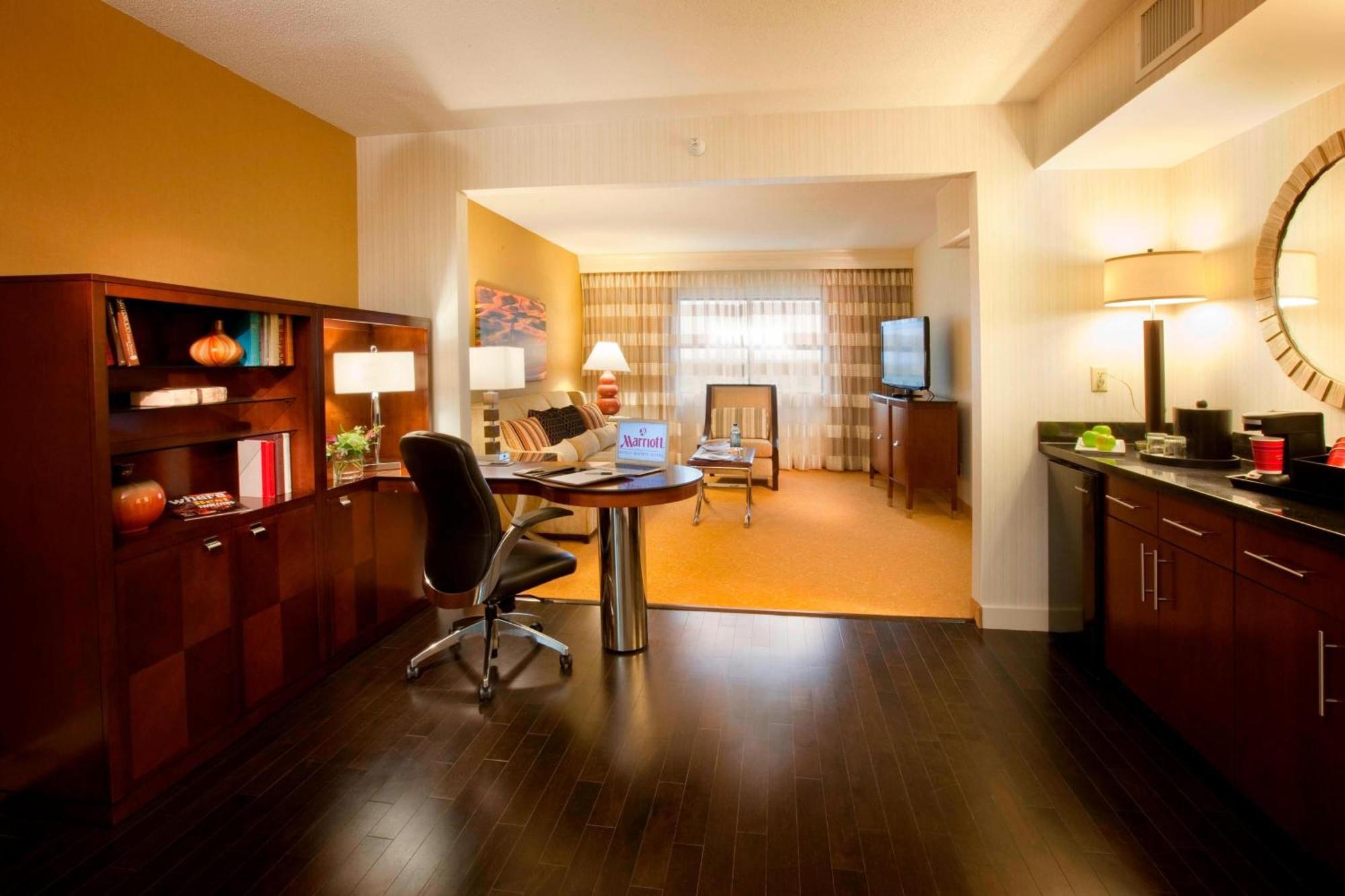 Minneapolis Marriott Northwest Brooklyn Park Bagian luar foto